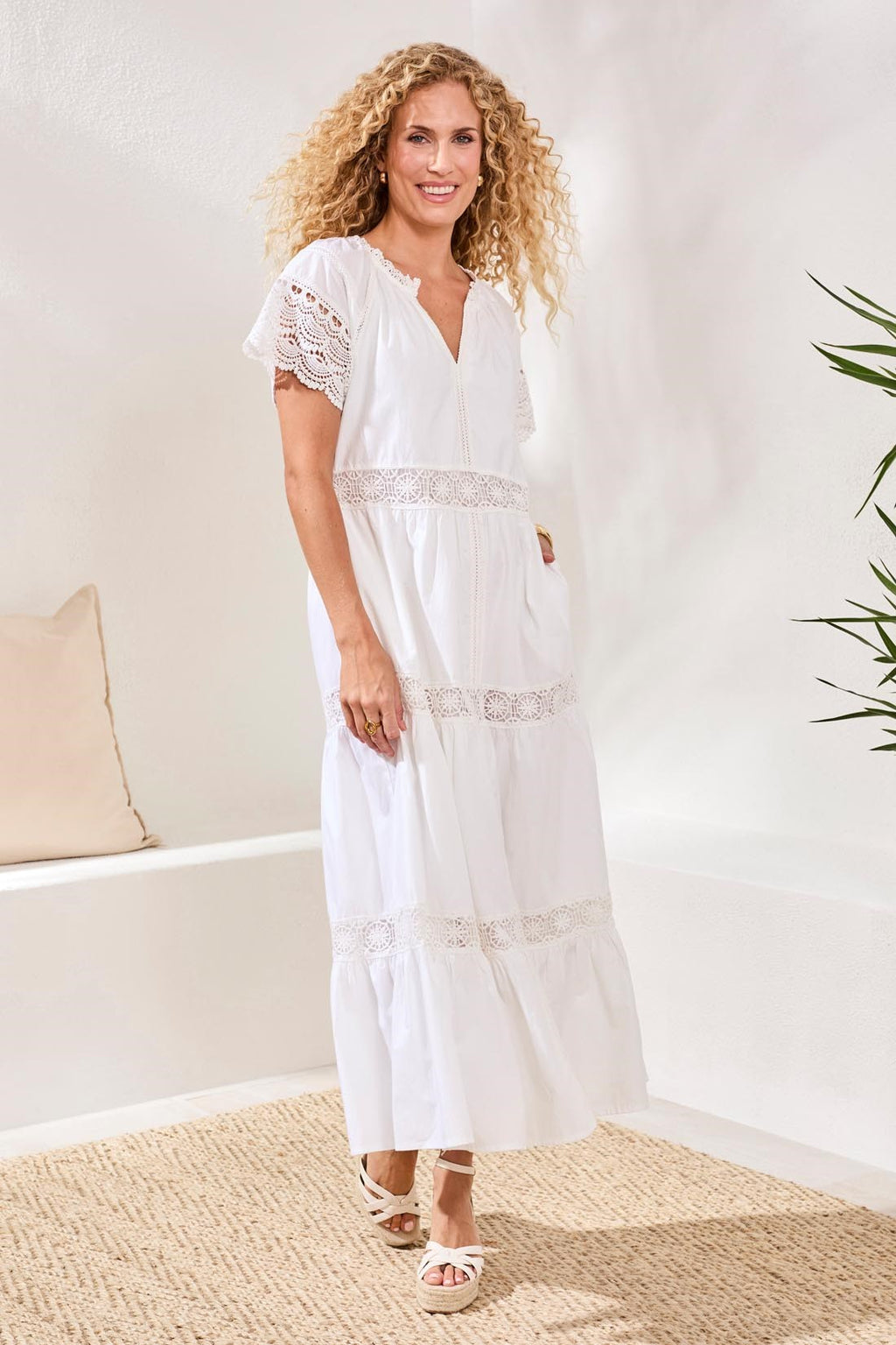 Cotton Poplin Lace-Trim Tiered V-Neck Maxi Dress-White XS
