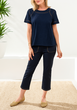 Haut En Coton Flammé À Manches Courtes Avec Détail En Dentelle
-Bleu Jet