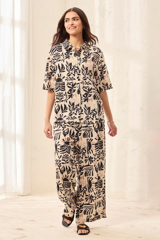 Linen Short Sleeve Button-Front Printed Camp Shirt-Canvas