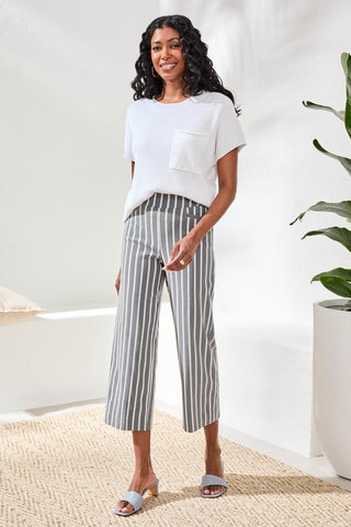 Bengaline Stripe Pull-On Capri Pants-Black