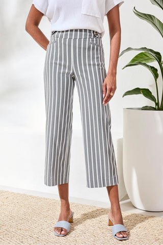 Bengaline Stripe Pull-On Capri Pants-Black