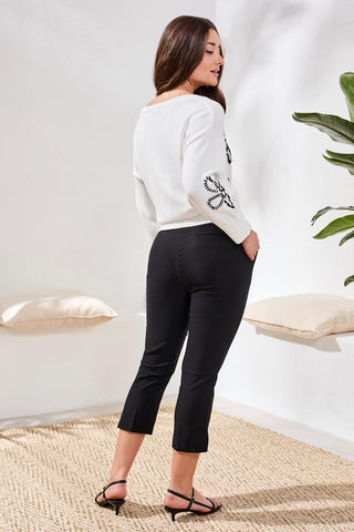 Flatten It® Pull-On Capris-Black