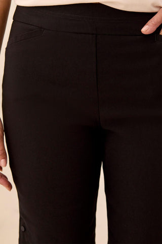 Flatten It® Pull-On Short Snap Slit-Black