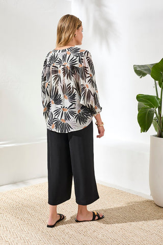 Flowy Dolman Sleeve Blouse With Self-Covering Buttons-White/black