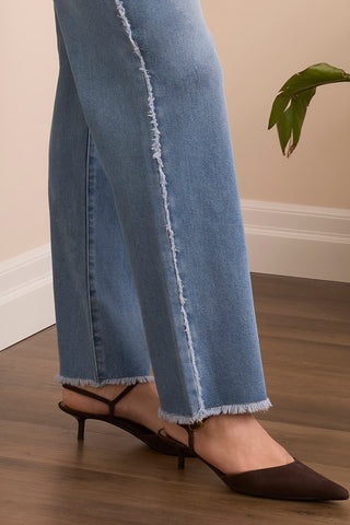 Brooke Frayed Hem & Seam Straight Leg Jean-Bluekiss