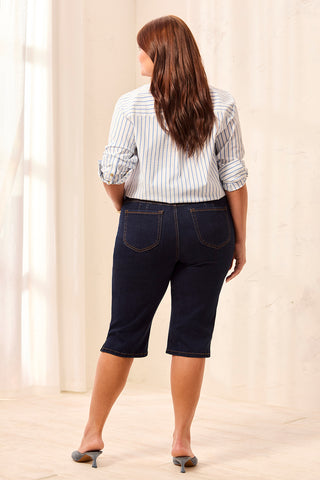 Size Inclusive Comfort Stretch Sophia Curvy Slim Denim Capris-Rinse