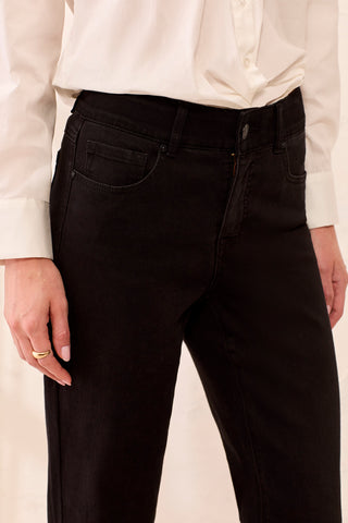 Sophia Curvy Year Round Basics Straight Leg Denim Jeans-Black