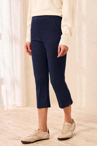 Year Round Basics Flatten It® Pull-On Capris-Jet blue