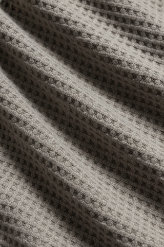 Brushed Waffle Knit Texture Detail