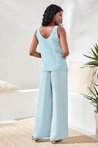 Combed Cotton Sleeveless V-Neck Sweater-Ltaquasky