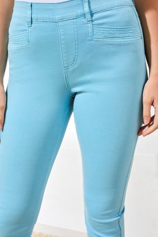 Comfort Stretch Pull-On Slim Leg Capris-Aqua sky