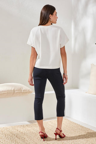 Haut À Manches Courtes Col Rond Avec Détail Brodé-Blanc