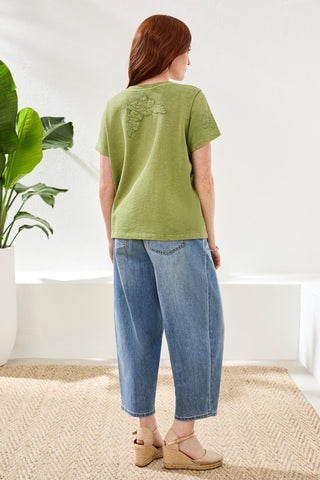 Crew Neck Short Sleeve Tee With Embroidered Patchwork-Kiwizest