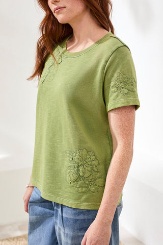 Crew Neck Short Sleeve Tee With Embroidered Patchwork-Kiwizest