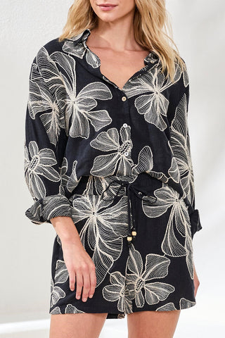 Crosshatch Embroidered Pull-On Short-Black