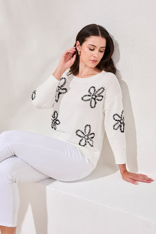 Embroidered 3/4 Sleeve Crew Neck Sweater-White