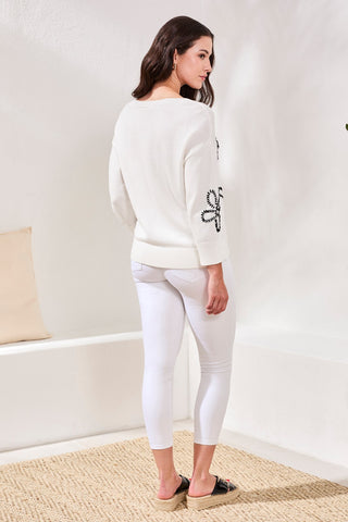 Embroidered 3/4 Sleeve Crew Neck Sweater-White