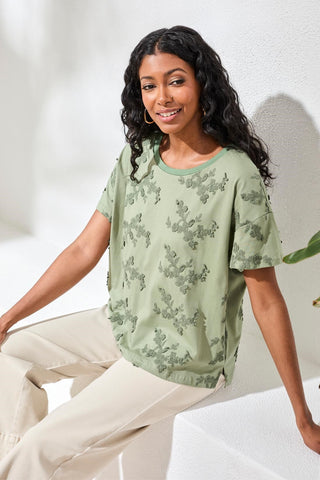 Embroidered Knit Short Sleeve Crew Top-Moss