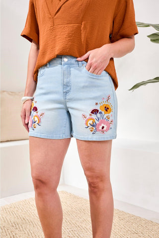 Embroidered Stretch Girlfriend-Cut Denim Shorts-Bluecharm