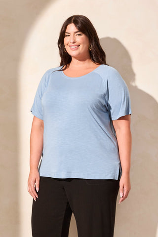 Short Sleeve Back-Shirred Crewneck Top-Bleu Plongée