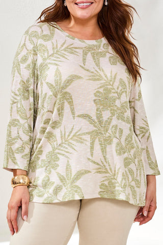 Size Inclusive 3/4 Sleeve Crew Neck Top-Kiwizest