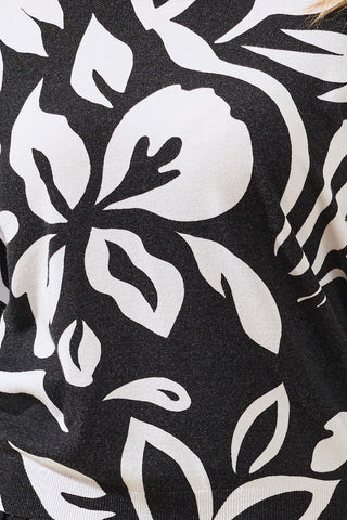 Soft Yarn Three-Quarter Sleeve Crewneck Sweater-Black