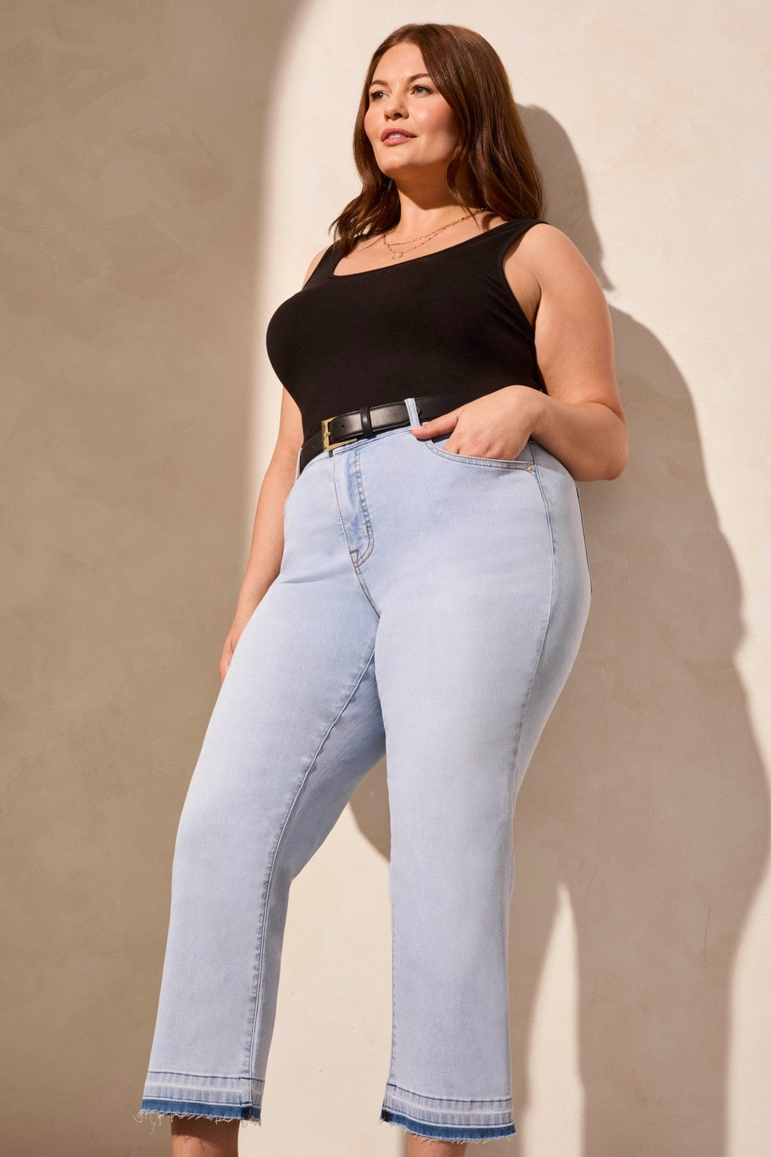 Crop Top Jeans Outfit For Chubby Plus Distressed High Waisted Mom