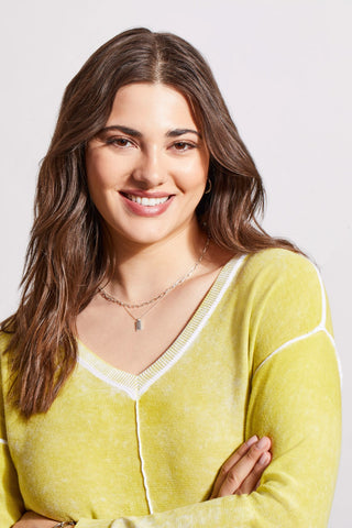 alt view 3 - LIGHTWEIGHT COTTON V-NECK SWEATER WITH SPECIAL WASH-Apple green