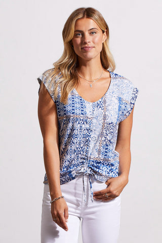 alt view 1 - PRINTED SLEEVELESS V-NECK TOP WITH SHEERING-Bluestar