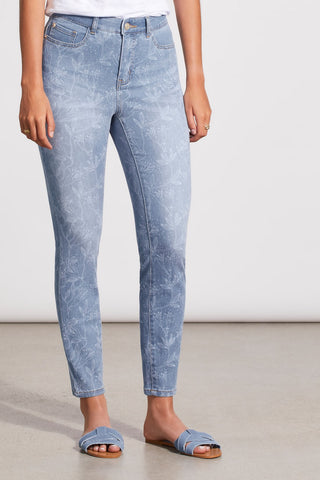 alt view 1 - SOPHIA CURVY ANKLE JEANS WITH ALL-OVER PRINT-Sky blue